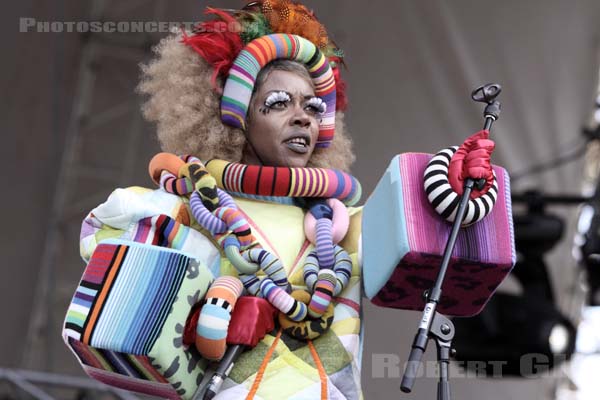 EBONY BONES - 2009-08-29 - SAINT CLOUD - Domaine National - Grande Scene - 